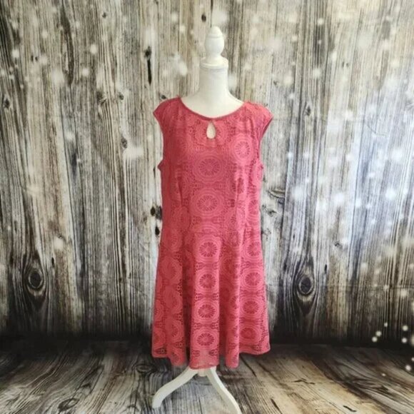London Times Lace Dress - Picture 1 of 4